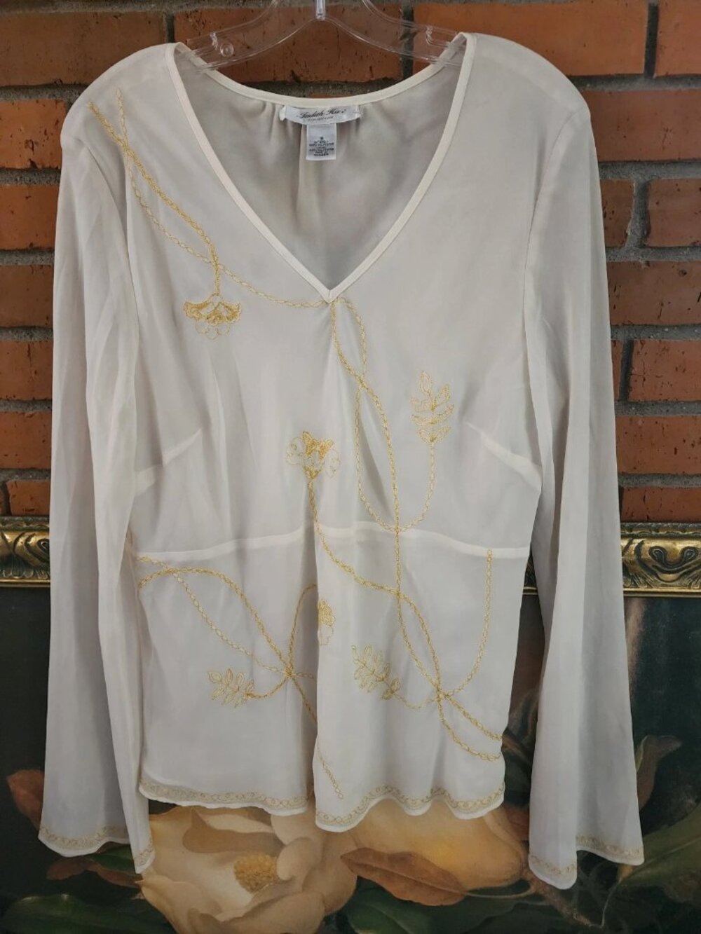 Judith Hart Embroidered Dressy Blouse 16